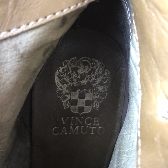 Boots - Picture 4 of 7